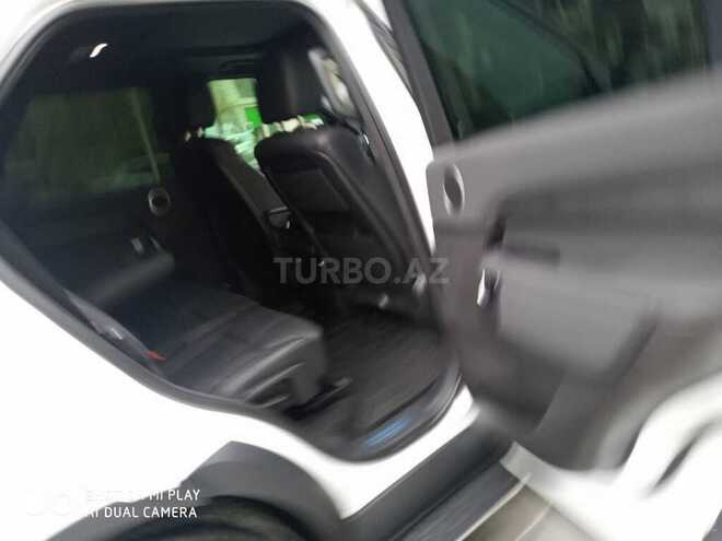 Land Rover Discovery 2017, 26,000 km - 3.0 l - Bakı