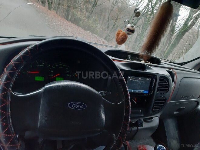 Ford Transit 2005, 365,000 km - 2.5 l - İsmayıllı