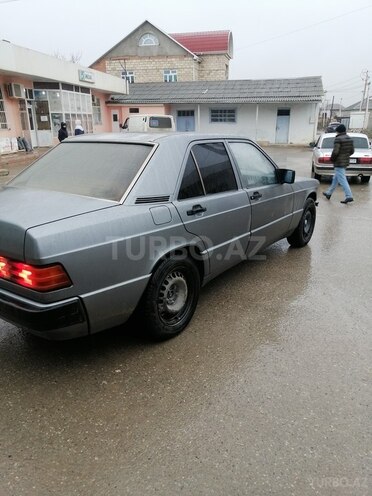 Mercedes 190 1992, 900,000 km - 2.0 l - Siyəzən