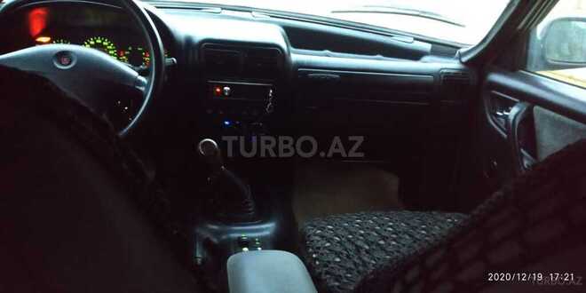 GAZ 31105 2005, 178,000 km - 2.4 л - Sumqayıt