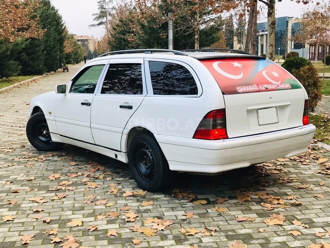 Mercedes C 220 1999, 220,631 km - 2.2 l - İmişli