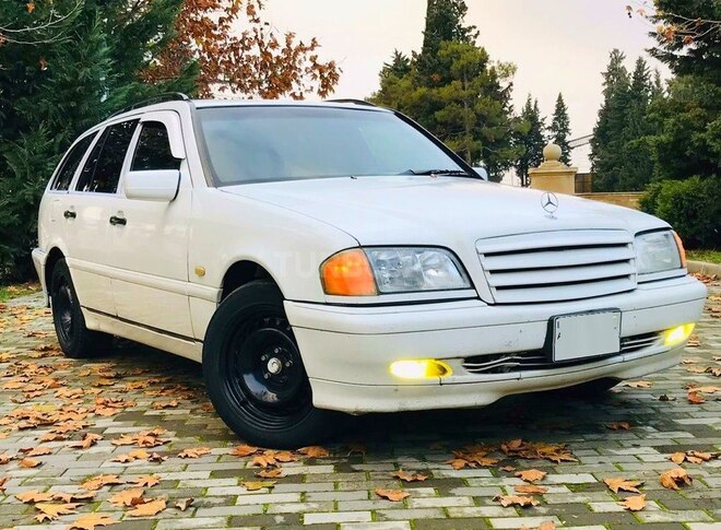 Mercedes C 220 1999, 220,631 km - 2.2 l - İmişli