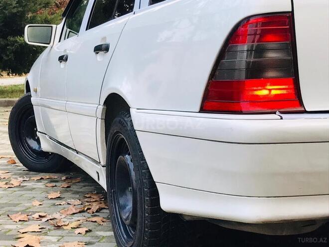 Mercedes C 220 1999, 220,631 km - 2.2 l - İmişli