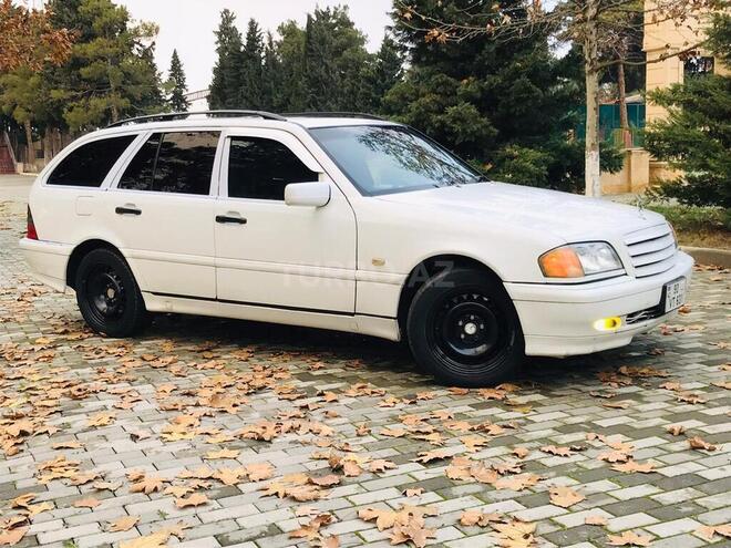 Mercedes C 220 1999, 220,631 km - 2.2 l - İmişli