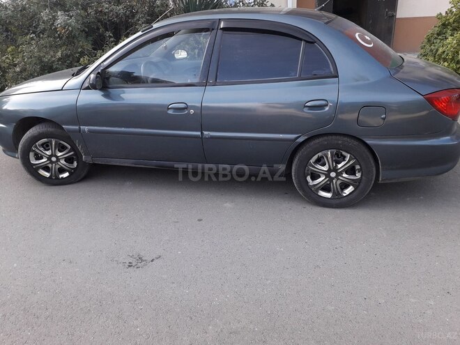 Kia Rio 2001, 180,000 km - 1.5 l - Şəmkir