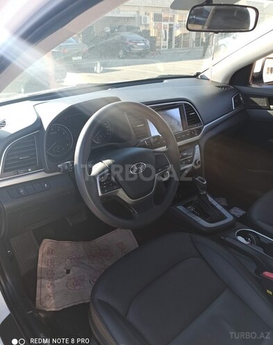 Hyundai Elantra 2016, 32,000 km - 1.6 l - Naxçıvan