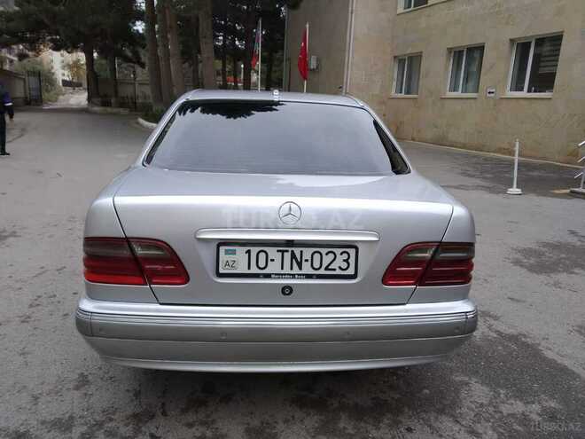 Mercedes E 240 2000, 325,000 km - 2.6 l - Bakı