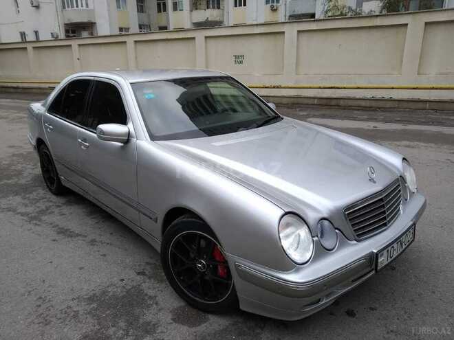 Mercedes E 240 2000, 325,000 km - 2.6 l - Bakı