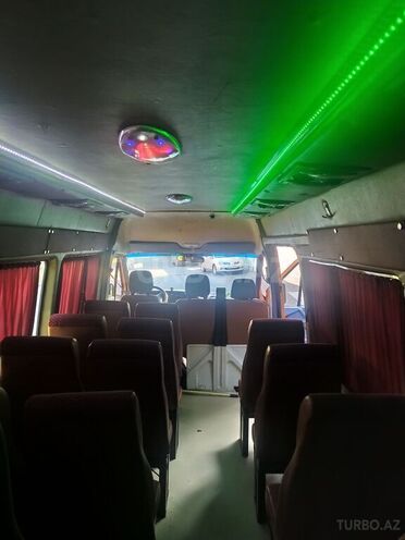 Mercedes Sprinter 412 1997, 600,000 km - 2.5 l - Bakı