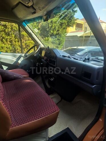 Mercedes Sprinter 412 1997, 600,000 km - 2.5 l - Bakı