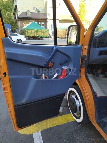 Mercedes Sprinter 412 1997, 600,000 km - 2.5 l - Bakı