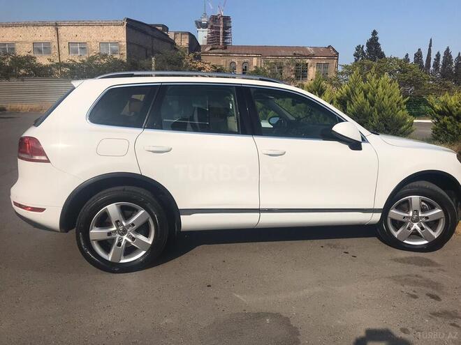 Volkswagen Touareg 2012, 57,000 km - 3.0 l - Bakı