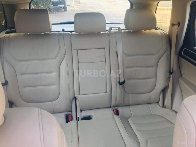 Volkswagen Touareg 2012, 57,000 km - 3.0 l - Bakı