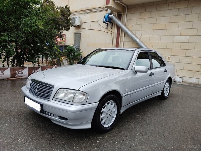 Mercedes C 200 1997, 302,000 km - 2.0 l - Bakı