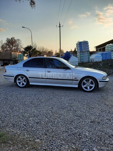 BMW 528 1996, 350,555 km - 2.8 l - Beyləqan