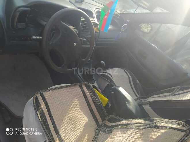 Renault Laguna 1995, 250,000 km - 2.0 l - Bakı