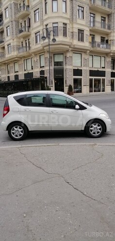 Mercedes A 180 2010, 84,000 km - 1.7 l - Bakı