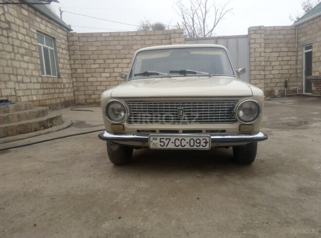 LADA (VAZ) 21011 1984, 136,520 km - 1.3 l - Samux