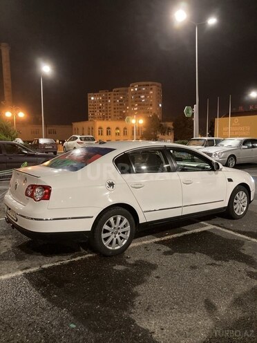 Volkswagen Passat 2008, 260,000 km - 1.8 l - Bakı