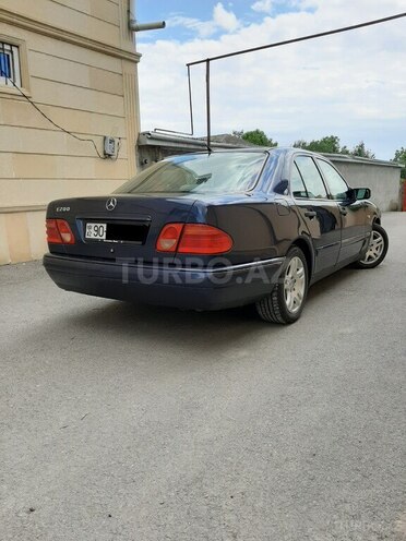 Mercedes E 200 1998, 350,000 km - 2.0 l - Ağsu
