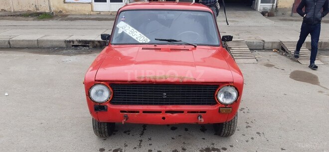 LADA (VAZ) 21011 1981, 200,000 km - 1.6 l - Sabirabad