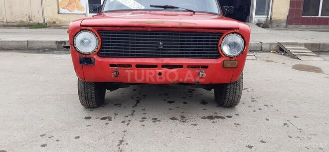 LADA (VAZ) 21011 1981, 200,000 km - 1.6 l - Sabirabad