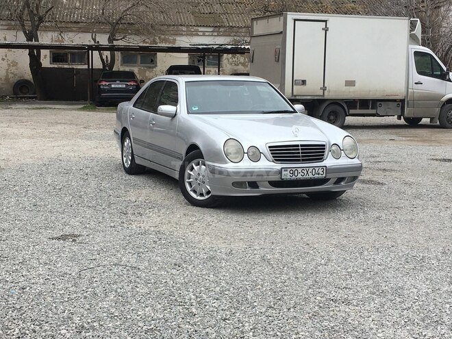 Mercedes E 240 2000, 220,000 km - 2.6 l - Bakı