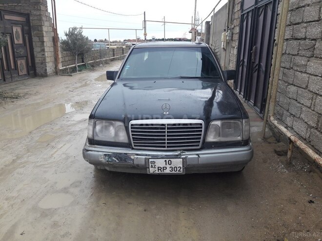 Mercedes E 250 1994, 290,825 km - 2.5 l - Bakı