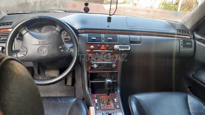 Mercedes E 280 1999, 350,000 km - 2.8 l - Gəncə