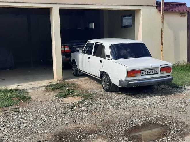LADA (VAZ) 2107 2010, 86,000 km - 1.6 l - Qusar