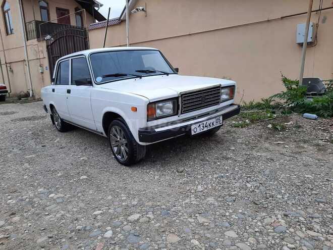 LADA (VAZ) 2107 2010, 86,000 km - 1.6 l - Qusar