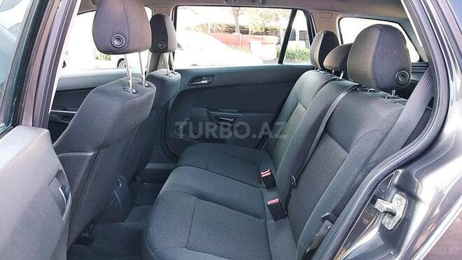 Opel Astra 2009, 145,000 km - 1.4 л - Bakı