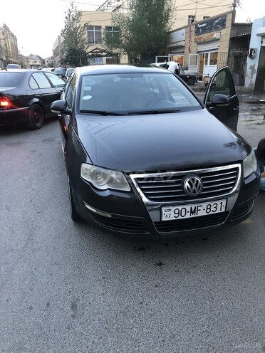 Volkswagen Passat 2005, 287,000 km - 2.0 l - Bakı