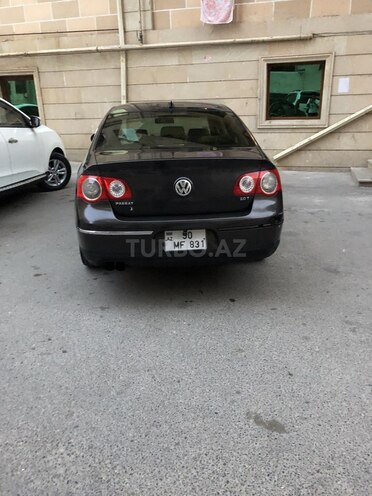 Volkswagen Passat 2005, 287,000 km - 2.0 l - Bakı