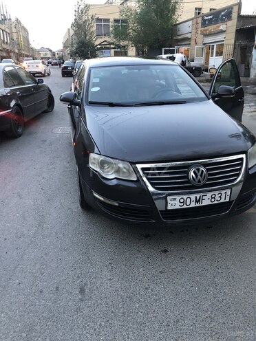 Volkswagen Passat 2005, 287,000 km - 2.0 l - Bakı