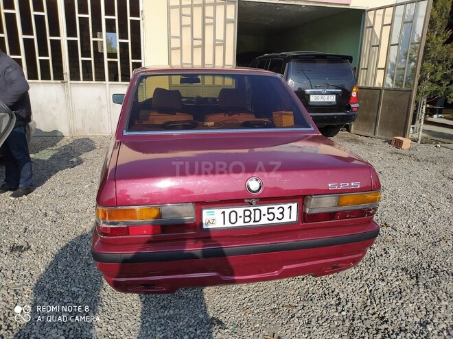 BMW 525 1982, 200,000 km - 2.5 л - Bərdə