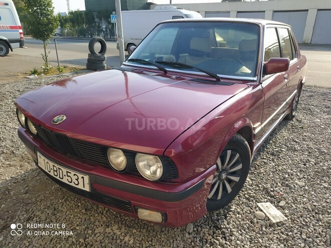 BMW 525 1982, 200,000 km - 2.5 л - Bərdə