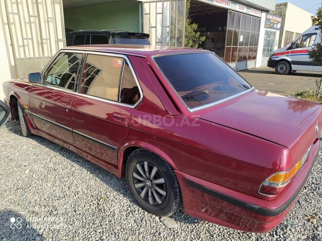 BMW 525 1982, 200,000 km - 2.5 л - Bərdə