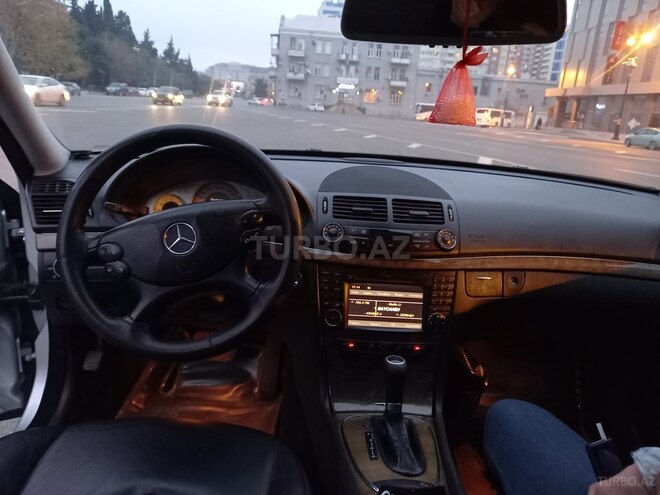 Mercedes E 220 2008, 345,000 km - 2.2 l - Bakı