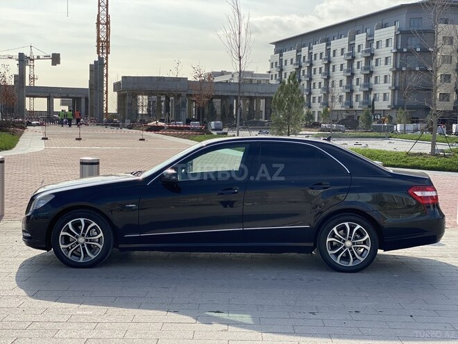 Mercedes E 220 2011, 186,000 km - 2.2 l - Bakı