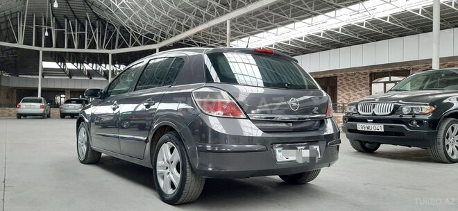 Opel Astra 2009, 192,000 km - 1.4 l - Gəncə