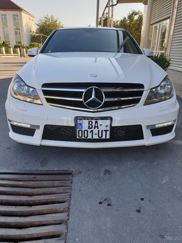 Mercedes C 250 2013, 126,500 km - 1.8 l - Zaqatala