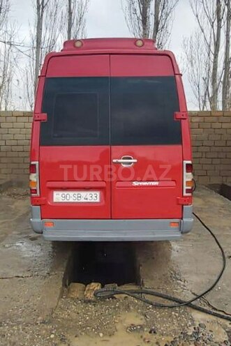 Mercedes Sprinter 313 2000, 690,979 km - 2.5 l - Salyan