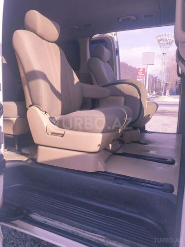 Hyundai H-1 2010, 129,800 km - 2.5 l - Qəbələ