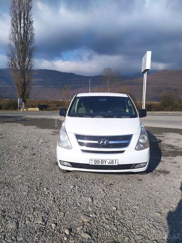 Hyundai H-1 2010, 129,800 km - 2.5 l - Qəbələ