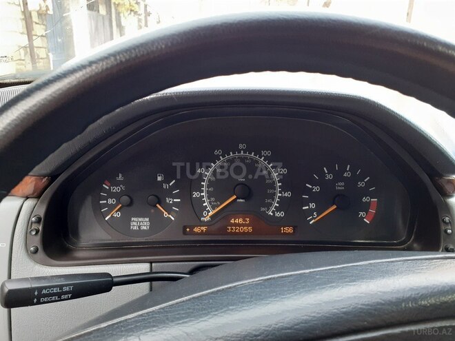 Mercedes E 320 1998, 300,000 km - 3.2 l - Bakı