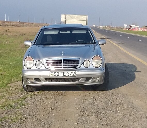 Mercedes E 200 2001, 373,000 km - 2.0 l - Biləsuvar