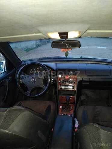 Mercedes C 220 2000, 430,000 km - 2.2 л - Bakı