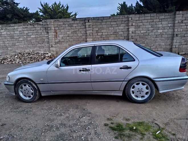 Mercedes C 220 2000, 430,000 km - 2.2 л - Bakı