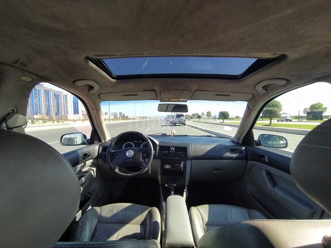 Volkswagen Jetta 2004, 182,000 km - 2.0 л - Bakı